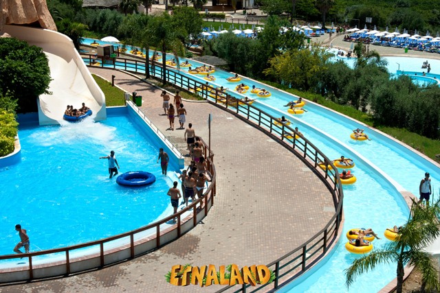 Etnaland, ένα εκπληκτικό waterpark και πάρκο διασκέδασης!