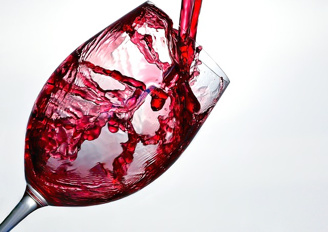 Αντιμετωπίστε τον πονοκέφαλο φυσικά κόκκινο κρασί