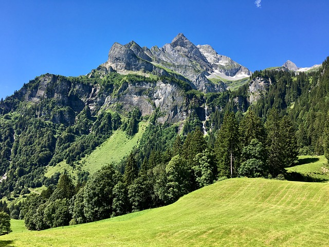 Τα πανέμορφα ορεινά χωριά της Ελβετίας