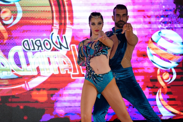 Αφιέρωμα στον κουβανέζικο-αφρικανικό χορό σάλσα