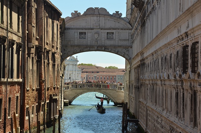 Βενετία: Η ιταλική πόλη των αντιθέσεων
