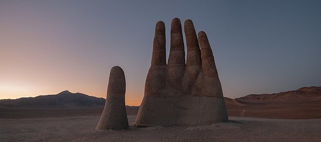 Το Χέρι της Ερήμου στην Ατακάμα της Χιλής