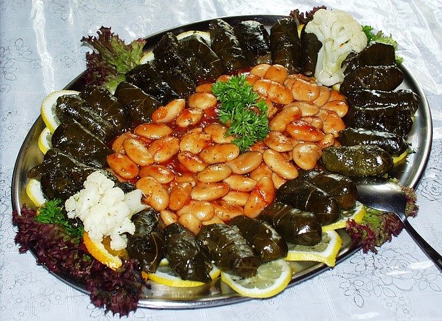 Ελληνική κουζίνα - Γίγαντες, ντολμαδάκια