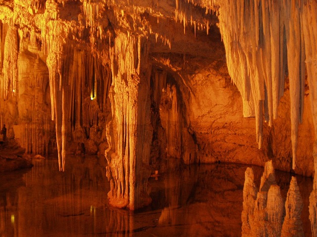 Το Σπήλαιο του Ποσειδώνα στη Σαρδηνία